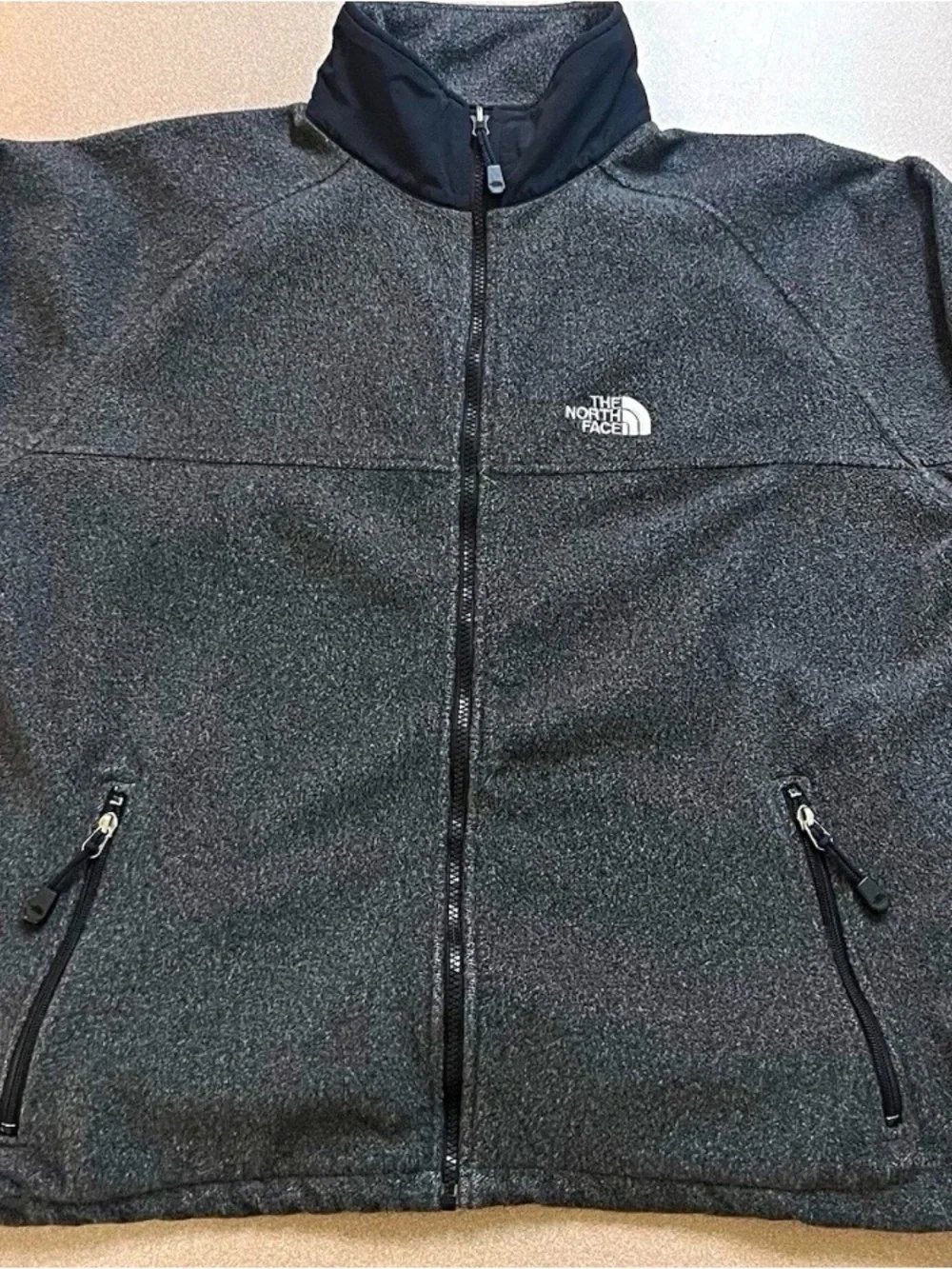 The North Face Men's Dark Gray Full-Zip Fleece Jacket